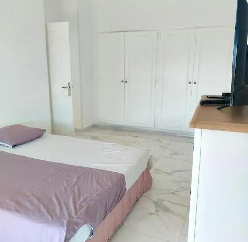 Apartment Grand T2 A 5min De La Nizza